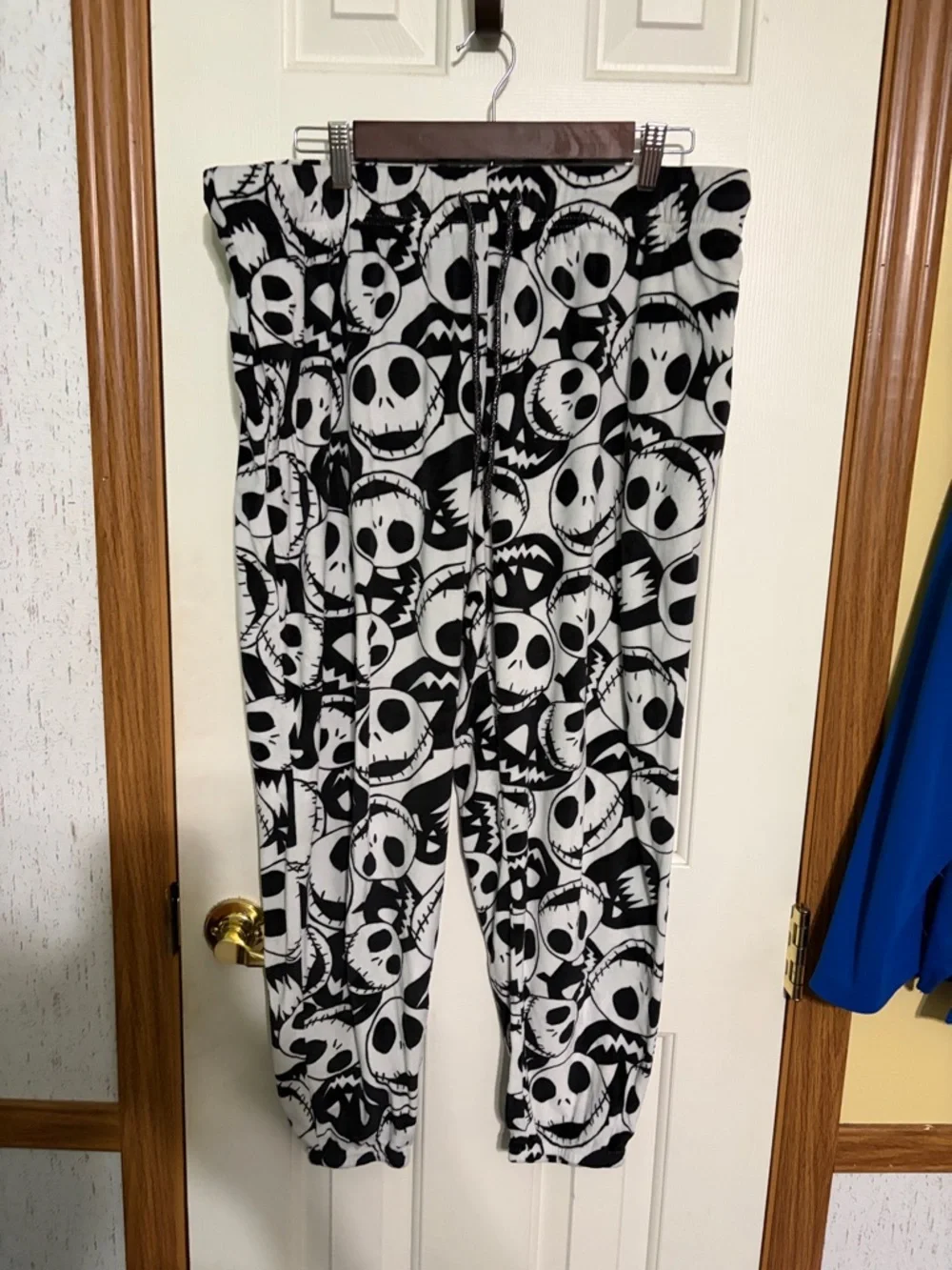 Disney The Nightmare Before Christmas Black and White Lounge Pants - Picture 1 of 6